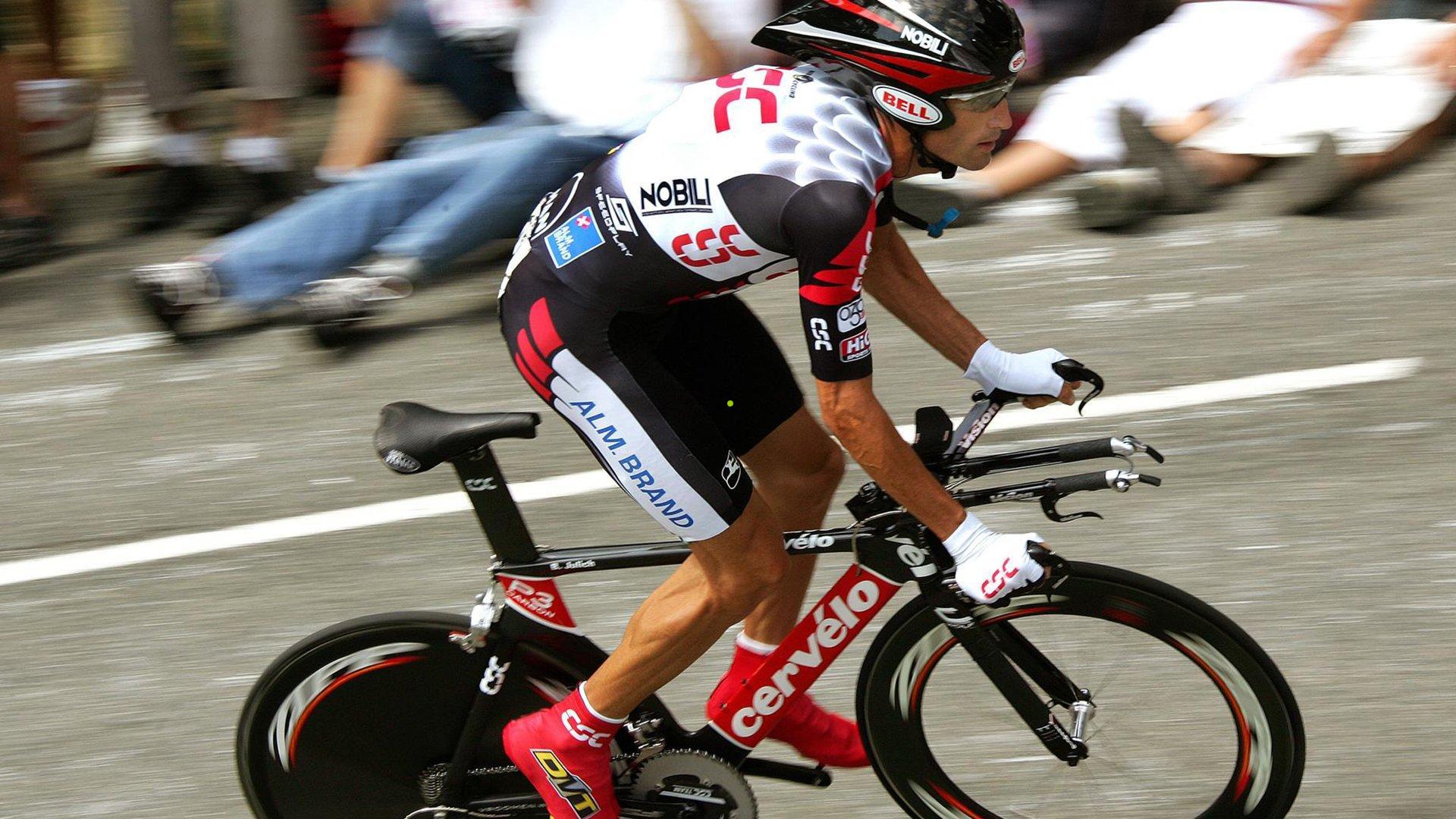 海星体育官网入口-零门槛参赛还发补贴？新兴赛事倒贴钱扶持俱乐部背后是盘什么棋